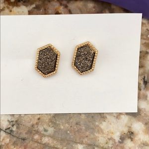Druzy Earrings Gray and Goldtone